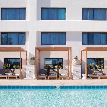 Hilton Santa Monica Hotel & Suites Thumbnail