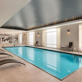 Hilton Chicago/Magnificent Mile Suites Thumbnail
