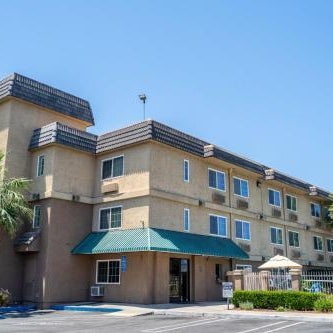 Spark by Hilton Modesto Thumbnail