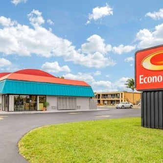 Econo Lodge North Thumbnail