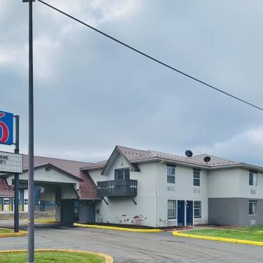 Motel 6 McGraw, NY - Cortland Thumbnail