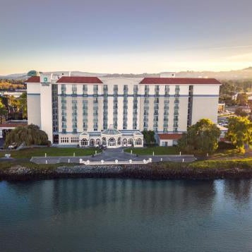 Embassy Suites by Hilton San Francisco Airport Waterfront Thumbnail