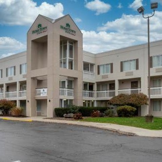 Hometown Inn by Red Roof East Syracuse Thumbnail