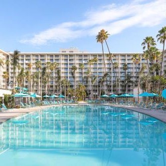 Town and Country San Diego Thumbnail