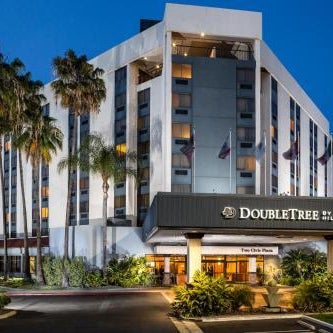 DoubleTree by Hilton Hotel Carson Thumbnail
