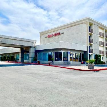 DoubleTree by Hilton Livermore, CA Thumbnail