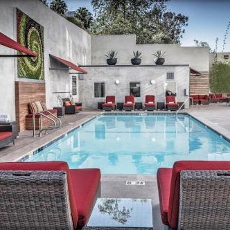Hotel Angeleno Los Angeles Thumbnail