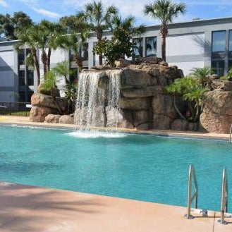 Opal Hotel & Suites Thumbnail