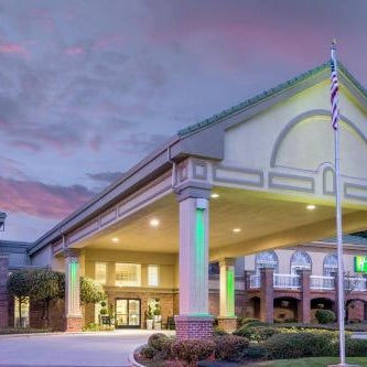 Holiday Inn Auburn By IHG Thumbnail