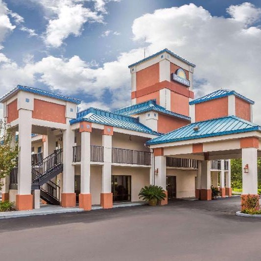 Days Inn by Wyndham Chiefland Thumbnail