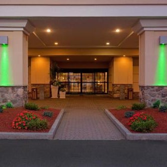 Holiday Inn & Suites Boston-Peabody By IHG Thumbnail