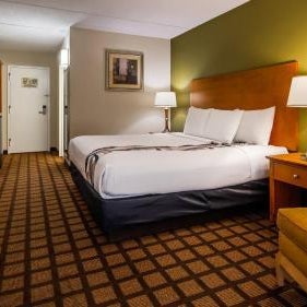 Best Western Plus Chicago Hillside Thumbnail