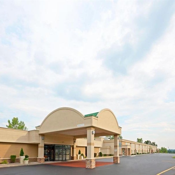 Holiday Inn Johnstown-Gloversville Hotel By IHG Thumbnail