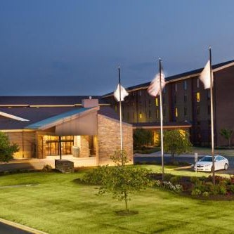 Doubletree By Hilton Collinsville St Louis Thumbnail