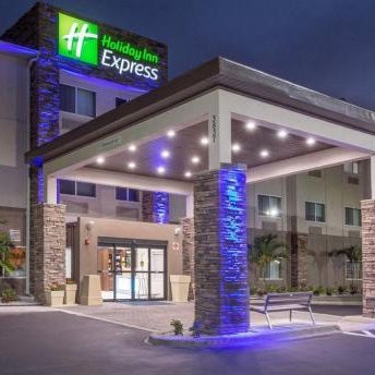 Holiday Inn Express Naples South - I-75 By IHG Thumbnail