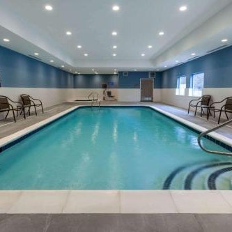 La Quinta Inn & Suites by Wyndham Middletown Thumbnail