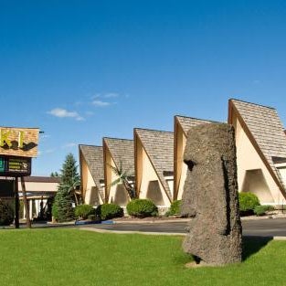 Tiki Resort - Lake George Thumbnail