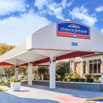 Howard Johnson by Wyndham Albany Thumbnail