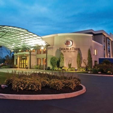 Doubletree By Hilton Buffalo Amherst Thumbnail