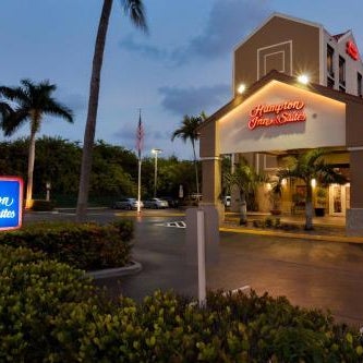 Hampton Inn By Hilton And Suites Ft. Lauderdale-Airport Thumbnail