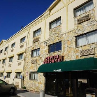 Floral Park Motor Lodge Thumbnail