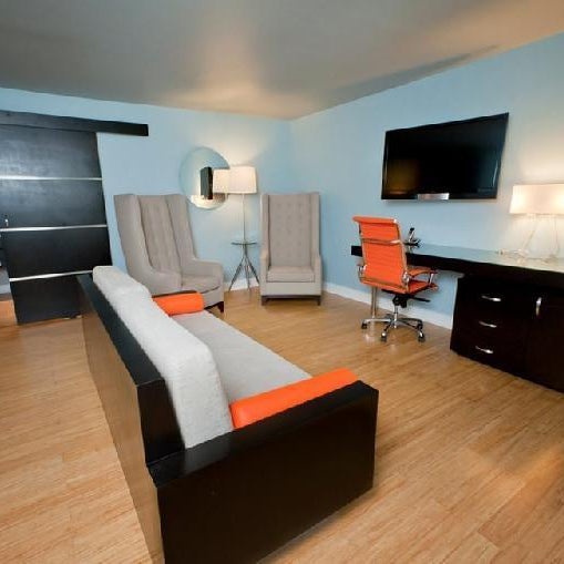 Hotel Current Thumbnail