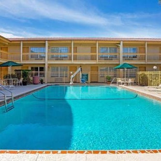 La Quinta Inn & Suites by Wyndham Tampa Bay Airport Thumbnail