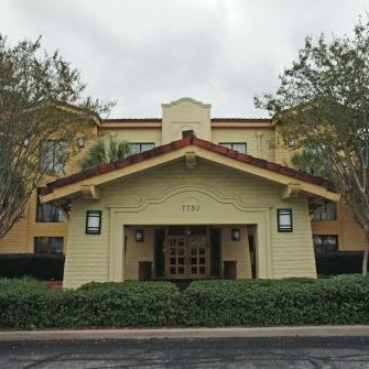 La Quinta Inn & Suites by Wyndham Pensacola Thumbnail