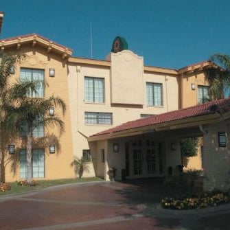 La Quinta Inn & Suites by Wyndham Bakersfield South Thumbnail