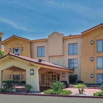 La Quinta Inn & Suites by Wyndham San Diego Chula Vista Thumbnail