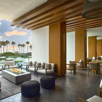 VEA Newport Beach, A Marriott Resort & Spa Thumbnail