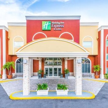 Holiday Inn Express Hotel & Suites Bradenton West By IHG Thumbnail