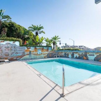 Art Hotel Laguna Beach Thumbnail