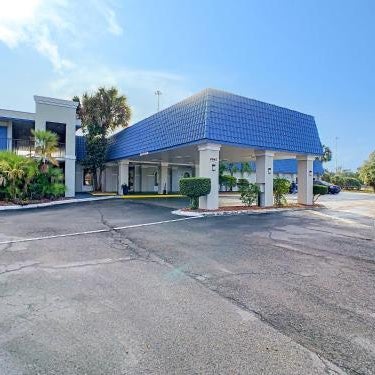 Stayable Suites Lakeland Thumbnail