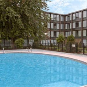 Ramada by Wyndham Watertown/Thousand Islands NY Thumbnail
