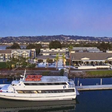 DoubleTree by Hilton Hotel Berkeley Marina Thumbnail