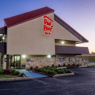 Travelodge by Wyndham Peoria Thumbnail