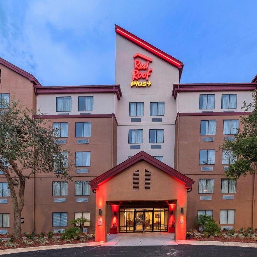 Red Roof PLUS+ Jacksonville - Southpoint Thumbnail