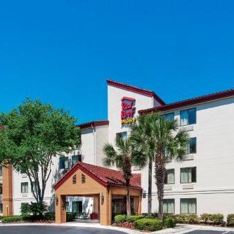 Red Roof PLUS+ Gainesville Thumbnail