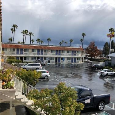Gilroy Inn Thumbnail