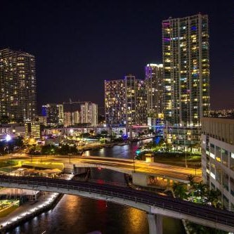 Comfort Inn & Suites Downtown Brickell-Port of Miami Thumbnail