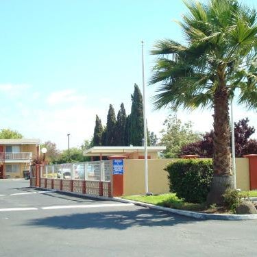 Heritage Inn Thumbnail
