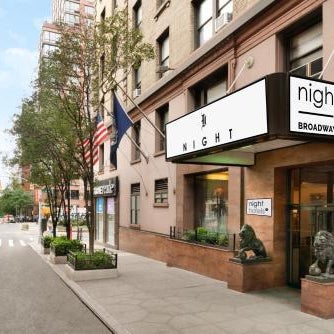Night Hotel Broadway Thumbnail