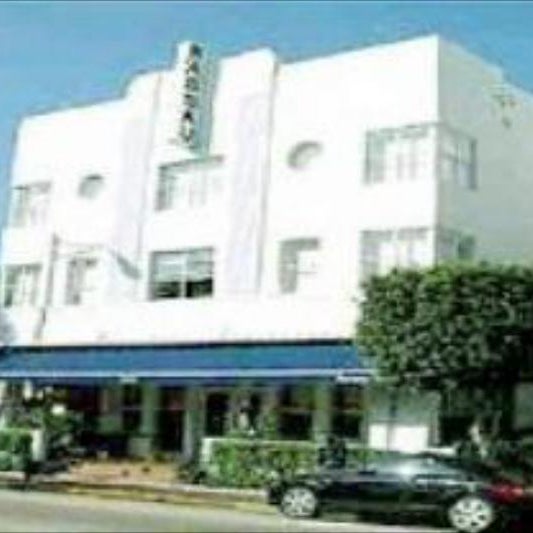 Nassau Suite Hotel Thumbnail