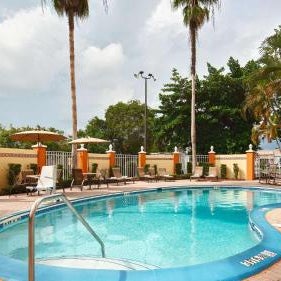 Best Western Fort Myers Inn & Suites Thumbnail