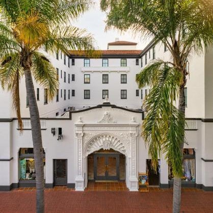 Hotel Santa Barbara Thumbnail