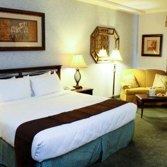 University Square Hotel Thumbnail