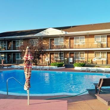 Budget Host East End Riverhead Thumbnail