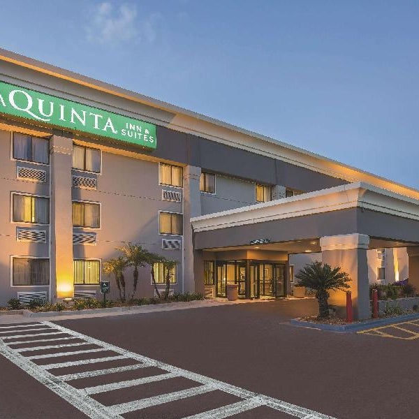 La Quinta Inn & Suites by Wyndham Jacksonville Mandarin Thumbnail