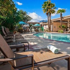 Best Western Plus Black Oak Thumbnail